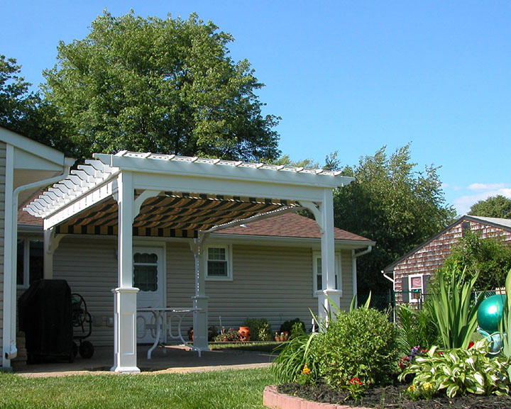 vinyl shade pergola