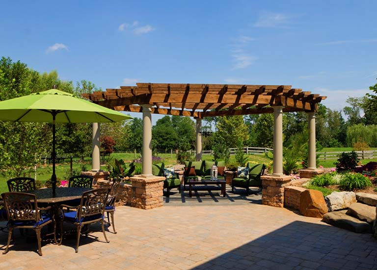 artisan pergola