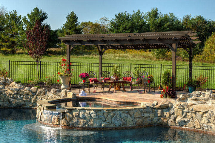 curved top pergola