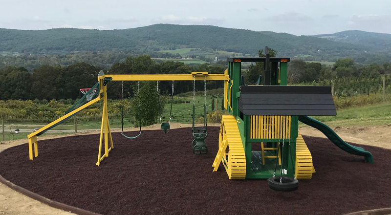 trackloader swingset