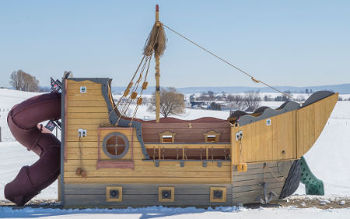 pirate ship swing