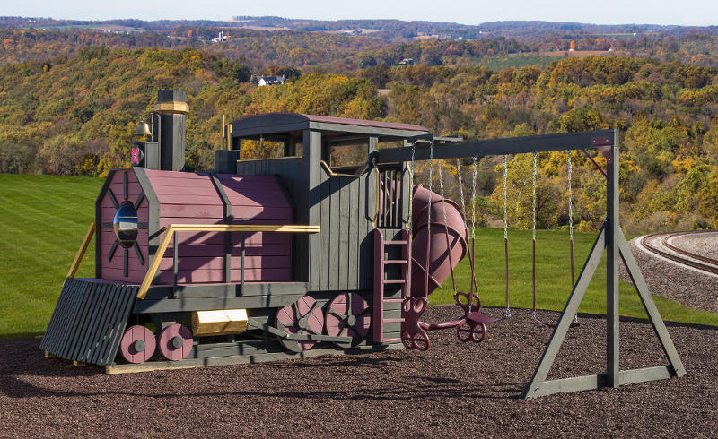 steam train swingset